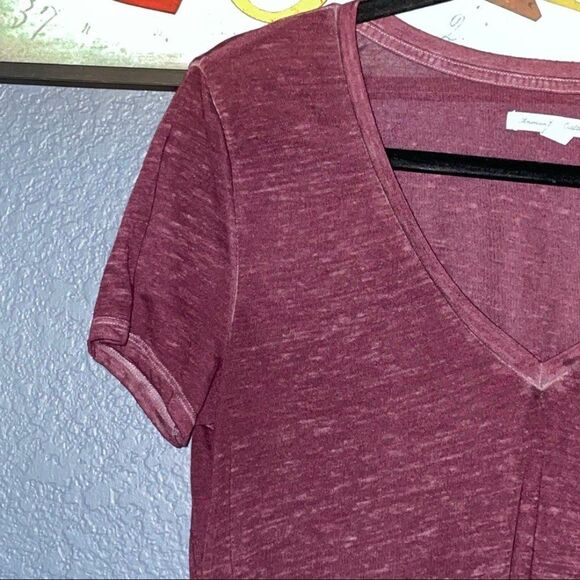 American Eagle shirt womens Size Large Short Sleeve Burnout top burgundy v neck - Picture 4 of 10